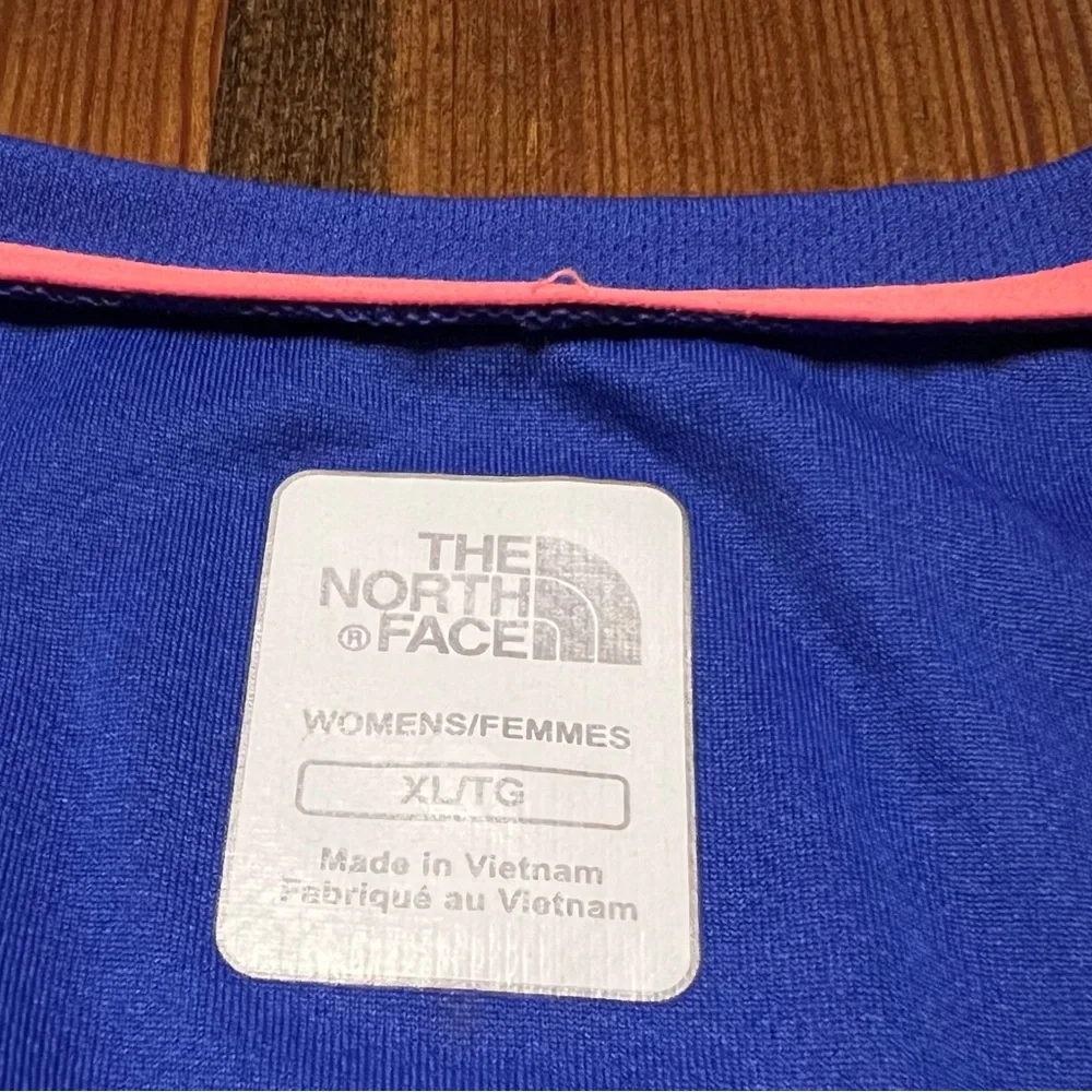 The North Face Womens Medium Flash Dry Short Sleeve T-Shirt Running Active Shirt - Picture 3 of 4